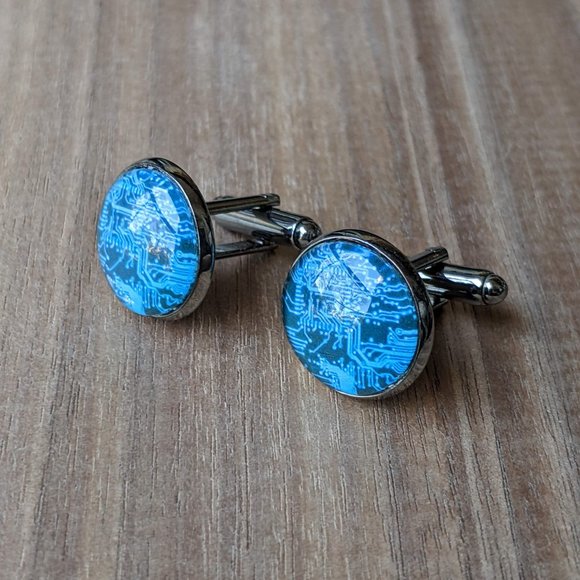 Glass Dome Cuff Links with Printed Circuit Boards in Blue, Shiny Gunmetal-Plated - Picture 6 of 16